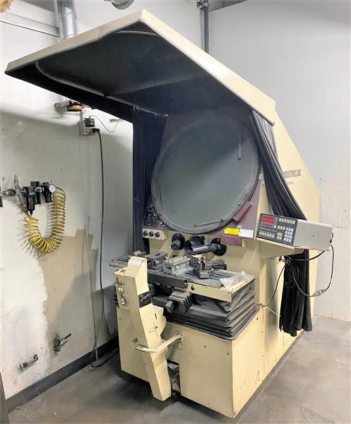 51 ST INDUSTRIES 22-2601 Optical Comparator.JPG